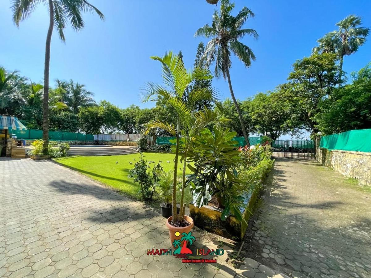 Villa By The Sea Bombay Exterior foto